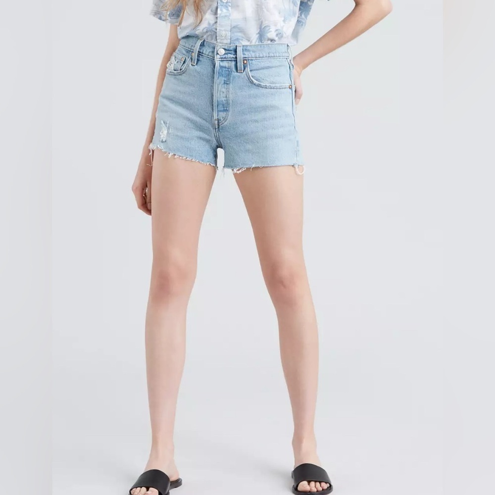 Levi’s 501® High Rise Women's Shorts 28